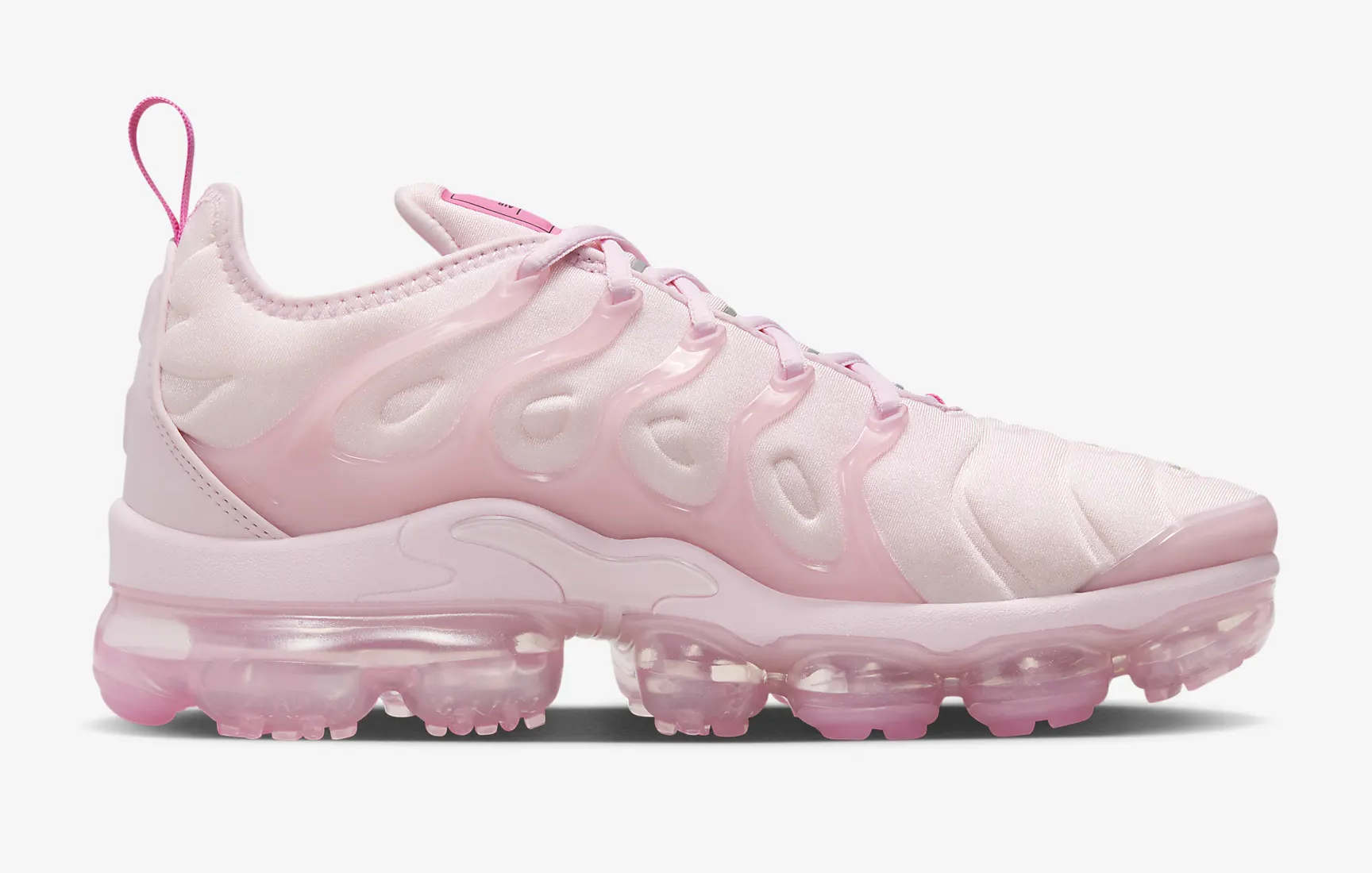 Женские кроссовки Nike Air VaporMax Plus