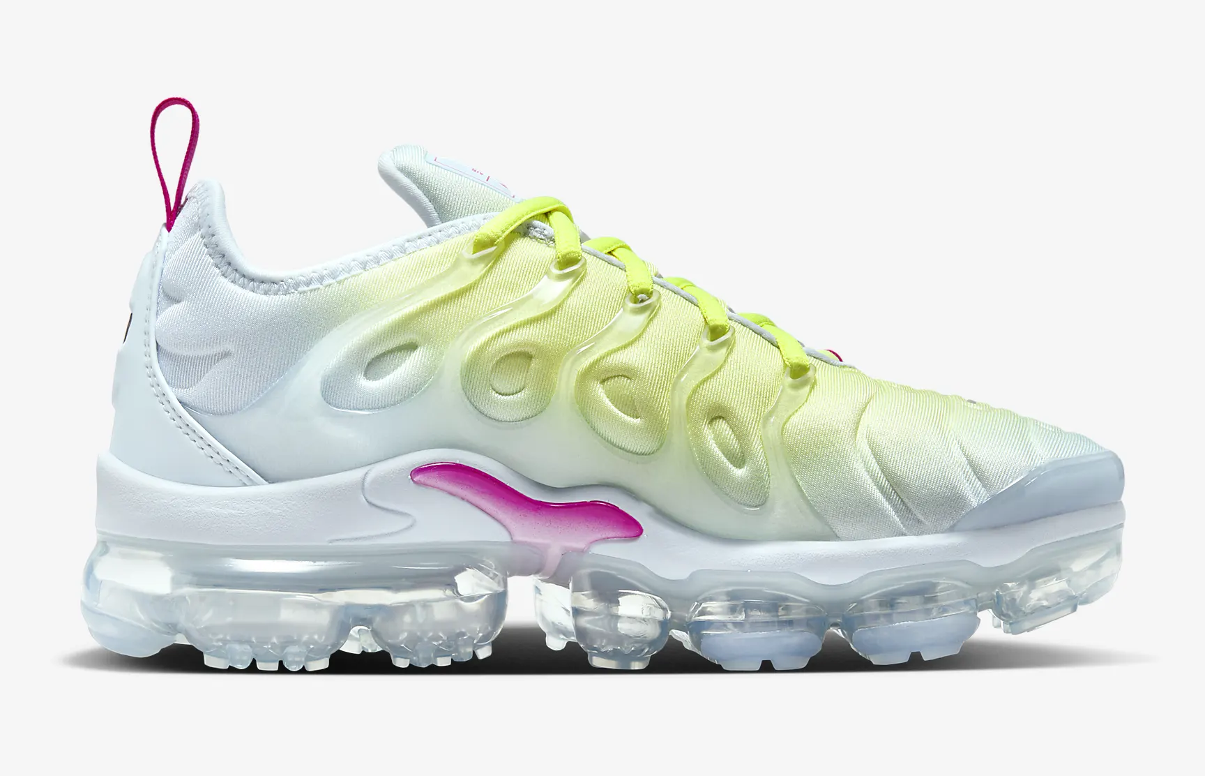 Женские кроссовки Nike Air VaporMax Plus