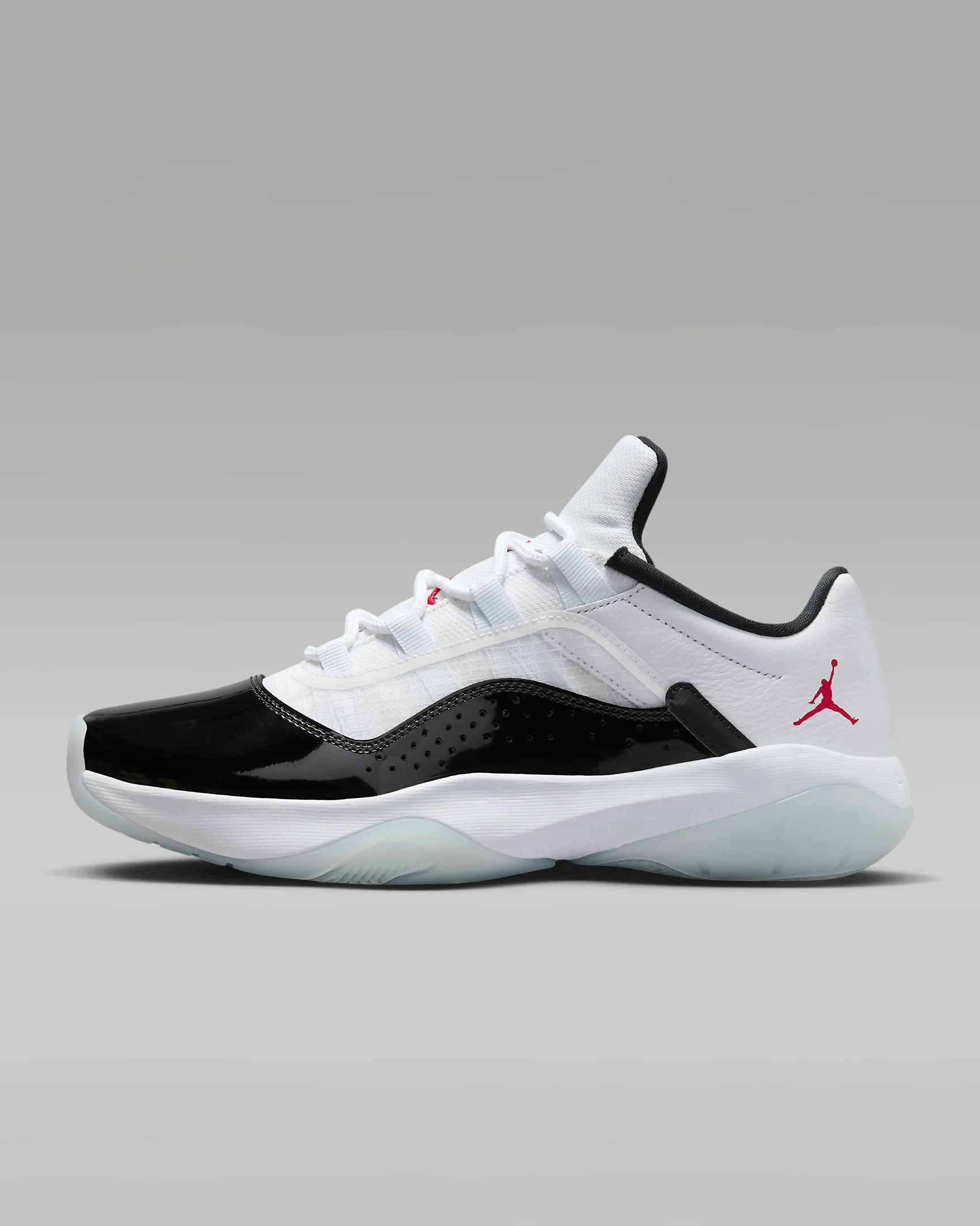 Женские кроссовки Nike Air Jordan 11 CMFT Low - фото №2