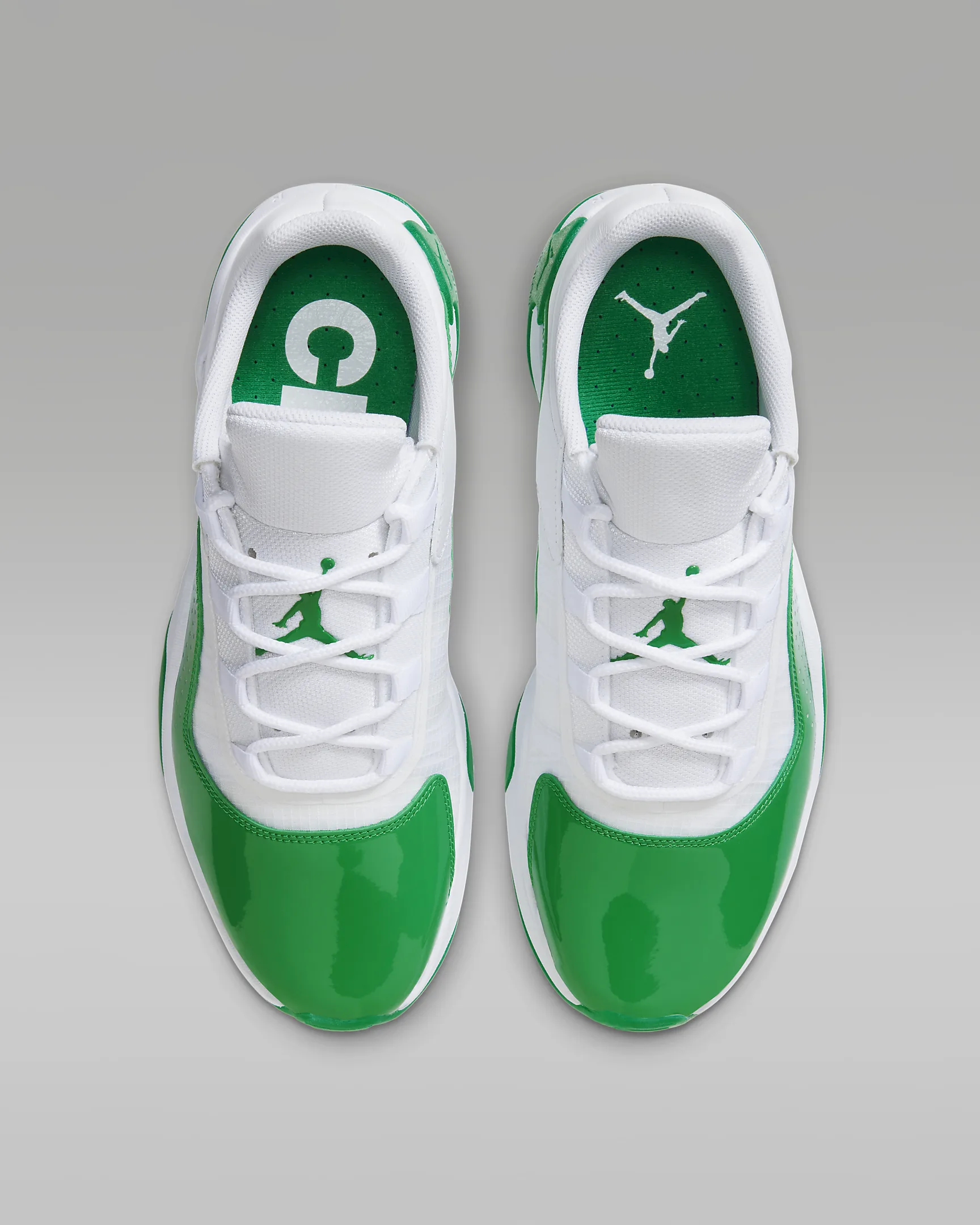 Женские кроссовки Nike Air Jordan 11 CMFT Low - фото №4